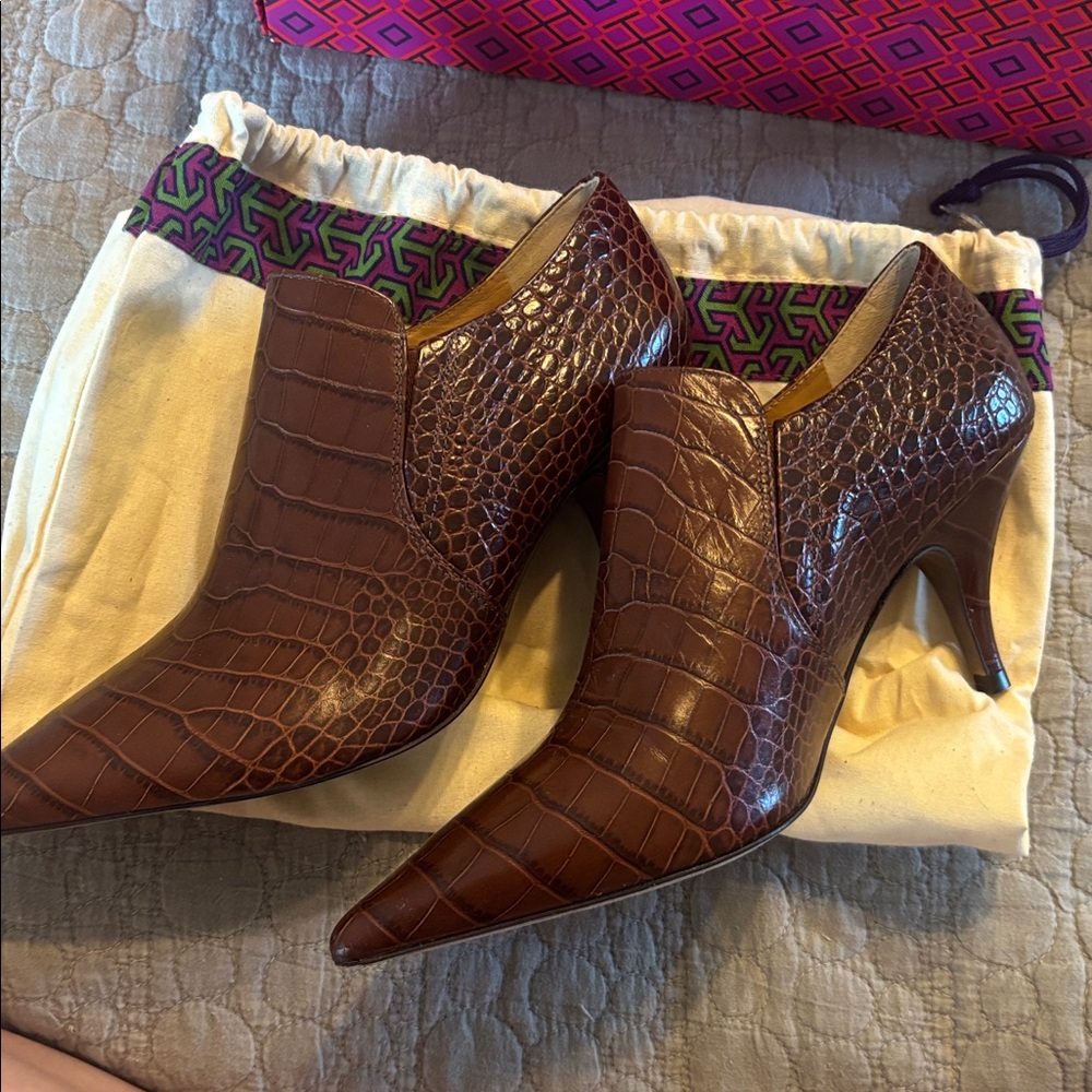 Tory Burch Brown Croc-Embossed Heeled Ankle Boots